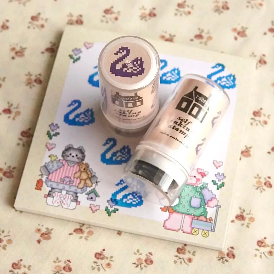 Rodeo Embroidery Swan Self Inking Stamp