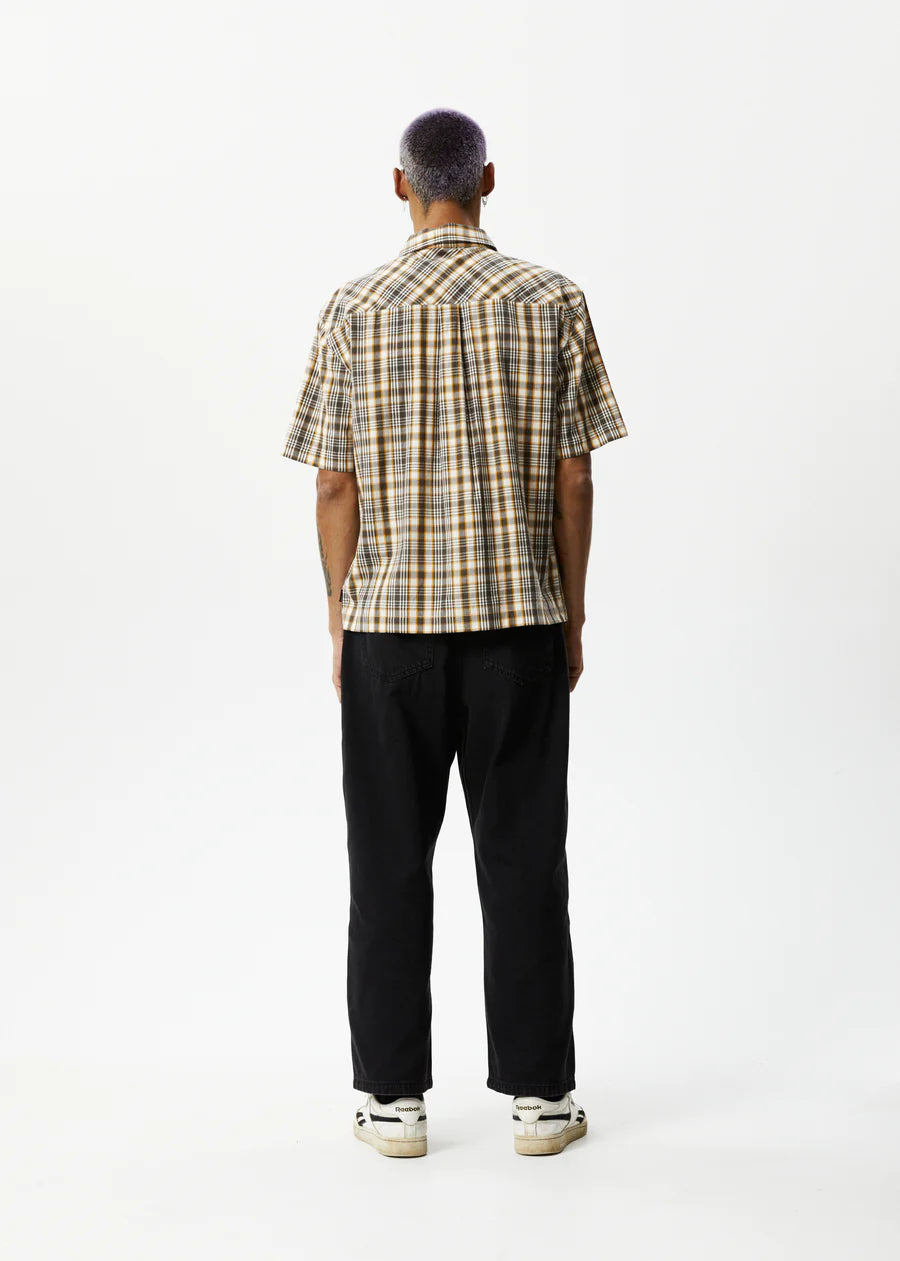 CHECK OUT SHORT SLEEVE SHIRT | MOONBEAN
