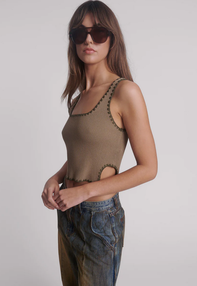 KNITTED SCALLOP TANK | KHAKI