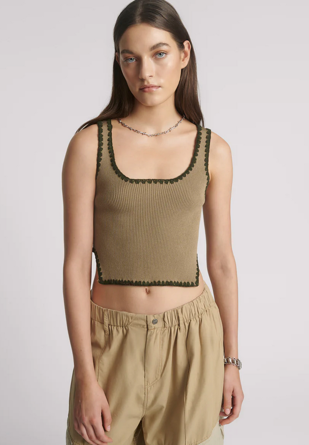 KNITTED SCALLOP TANK | KHAKI