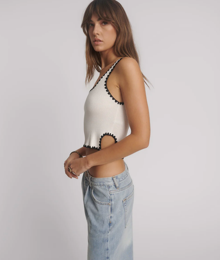 KNITTED SCALLOP TANK TOP | CREAM