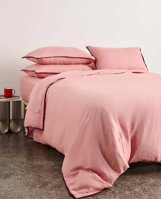 LINEN QUILT COVER | RHUBARB