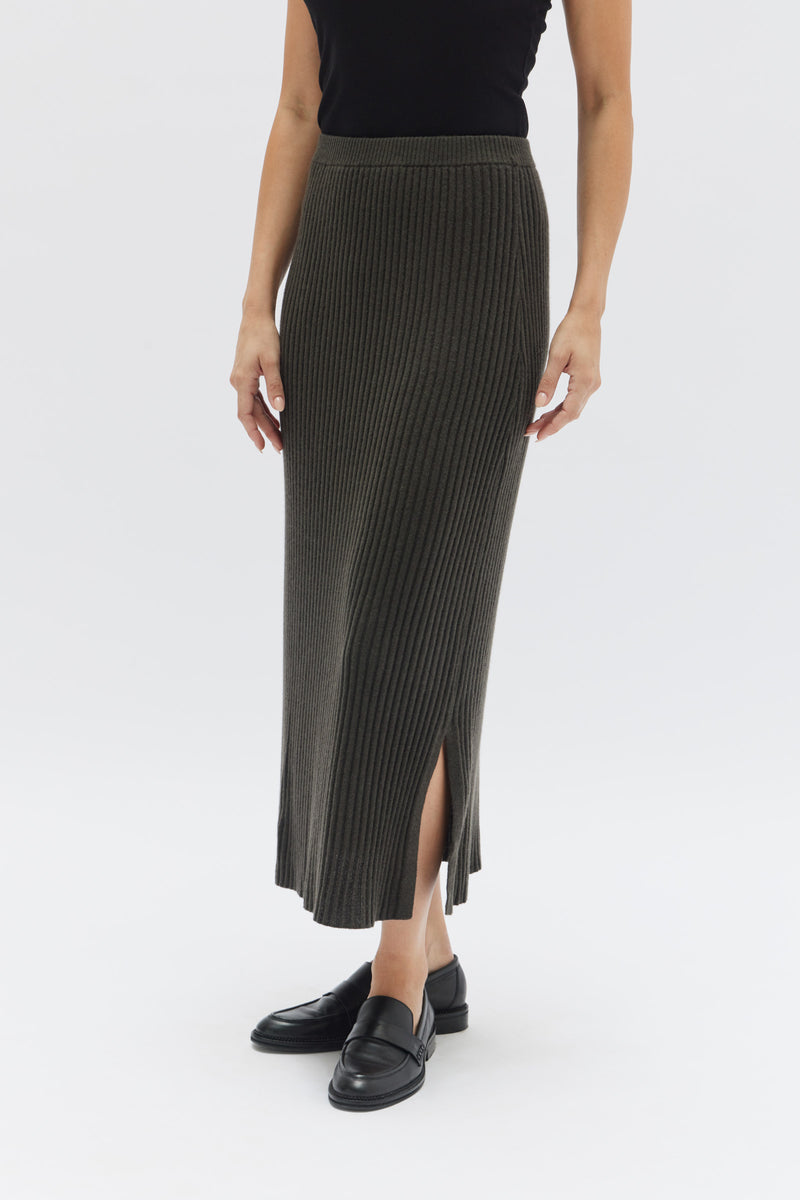 WOOL CASHMERE RIB SKIRT | DARK OLIVE
