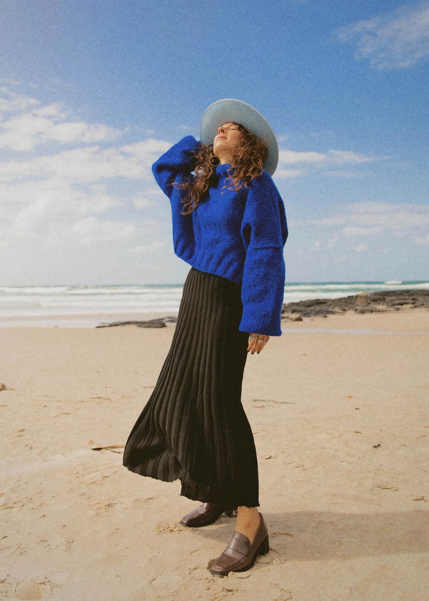 GIGI KNIT | ELECTRIC BLUE