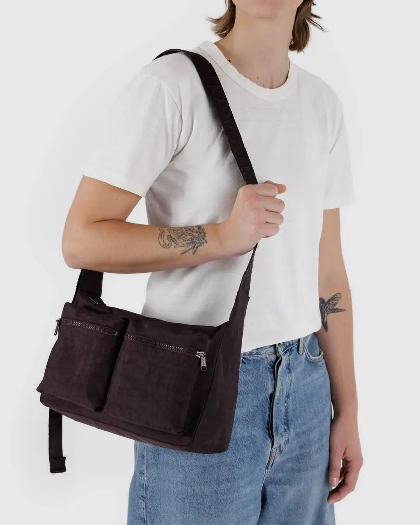 MEDIUM CARGO CROSSBODY | CHOCOLATE PLUM