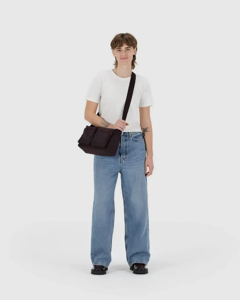 MEDIUM CARGO CROSSBODY | CHOCOLATE PLUM