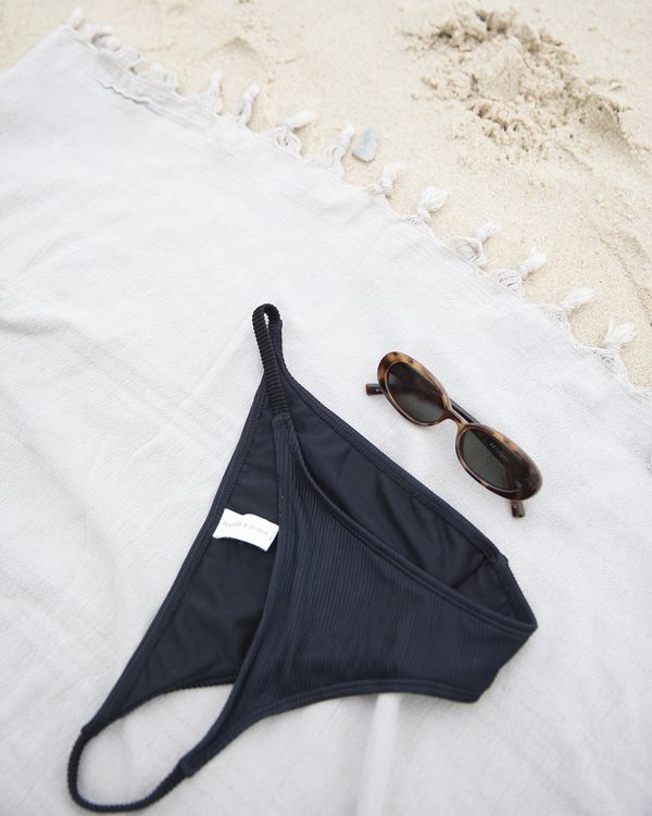 BASIC BIKINI BOTTOM