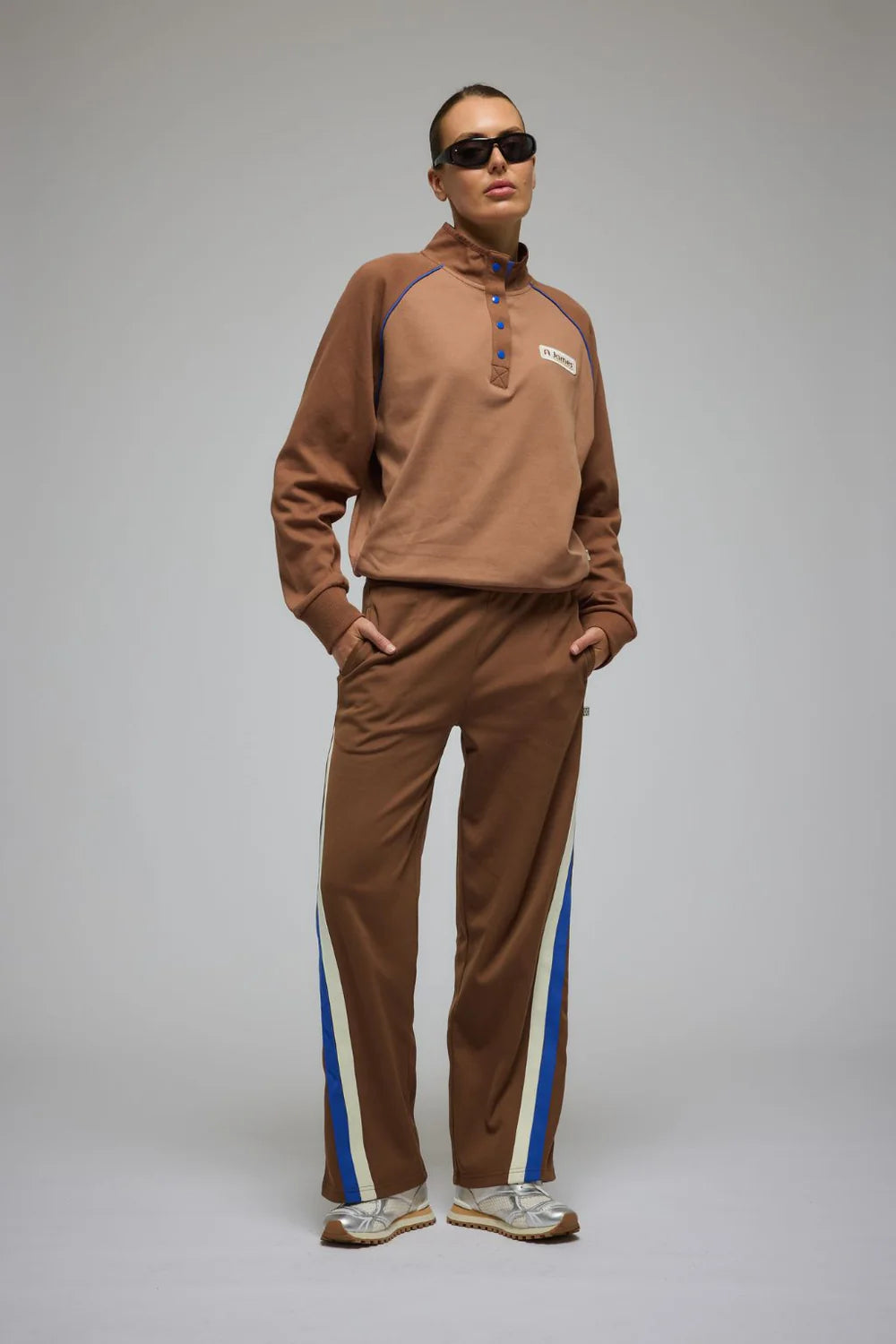 VICI TRACKPANT | ROASTED PECAN