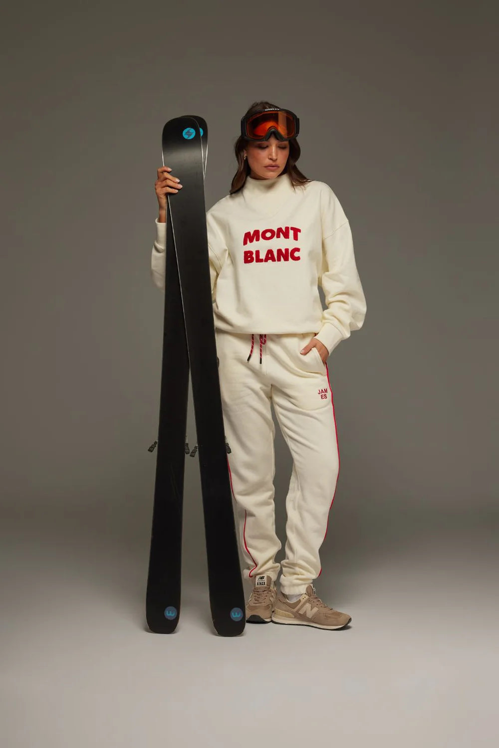 MONT BLANC SWEATSHIRT | COCONUT