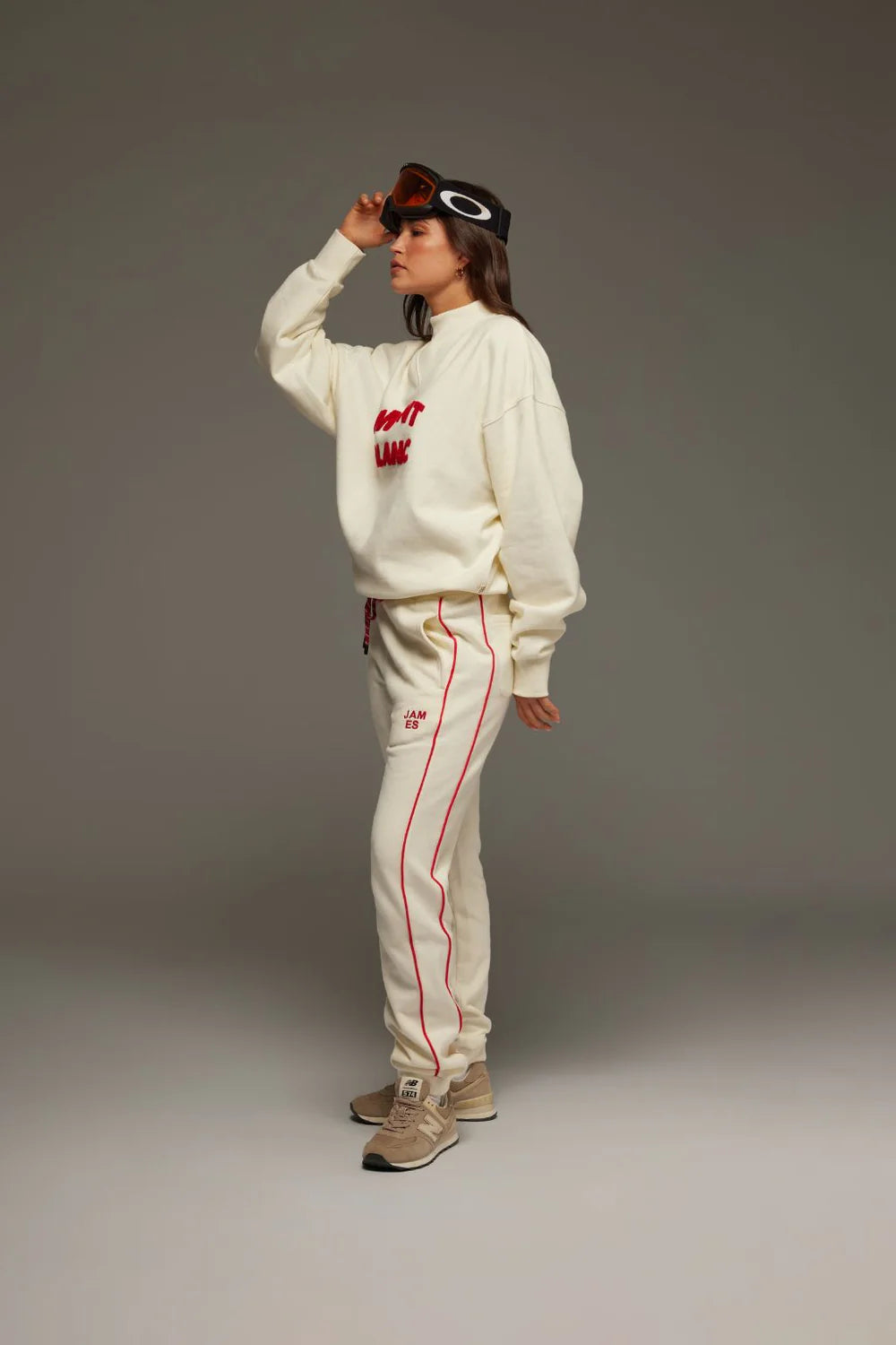 MONT BLANC SWEATSHIRT | COCONUT