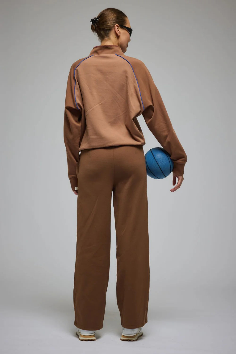 VICI TRACKPANT | ROASTED PECAN