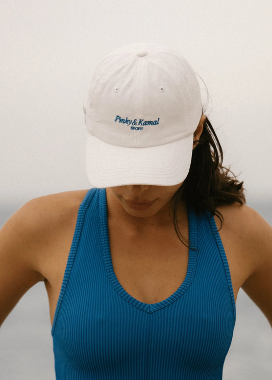 PINKY & KAMAL SPORT LOGO CAP | OFF WHITE/ BLUE