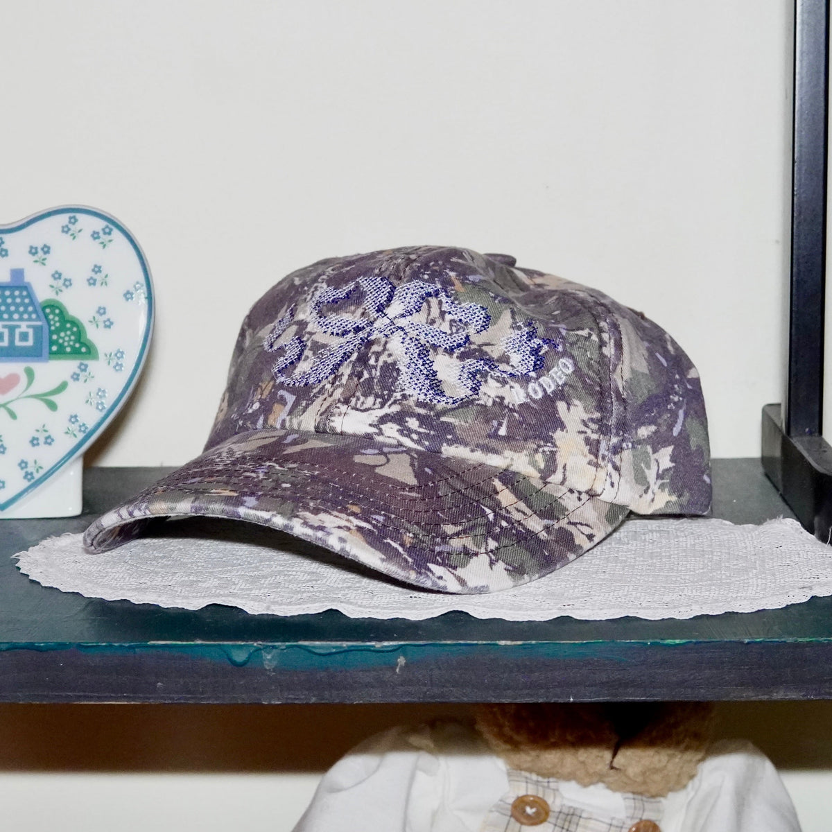 Rodeo Embroidery Bow Camo Embroidered Cap 3