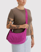 MEDIUM NYLON CRESCENT BAG | DEEP FUCHSIA