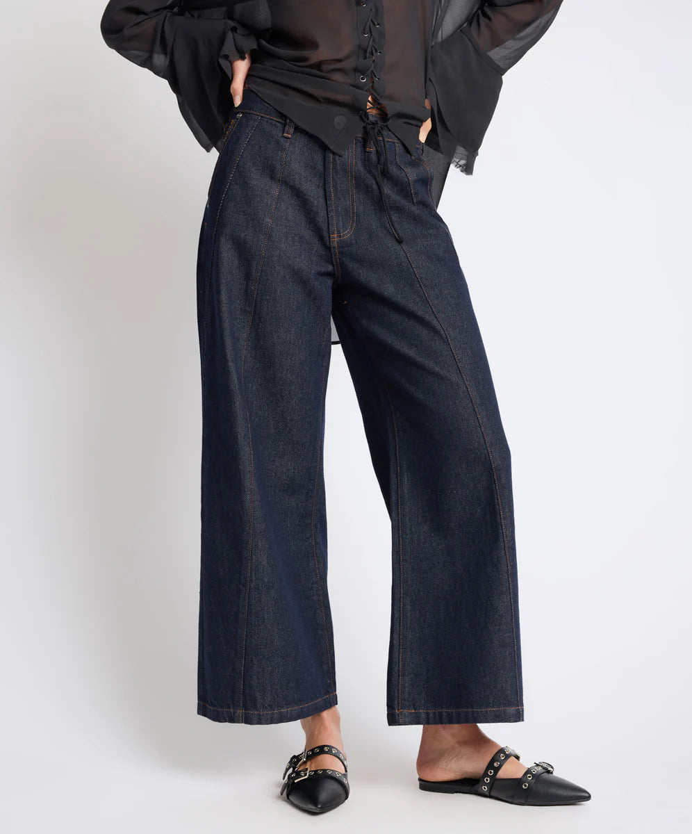 HAYDEN MID WAIST LEG CROPPED DENIM JEANS
