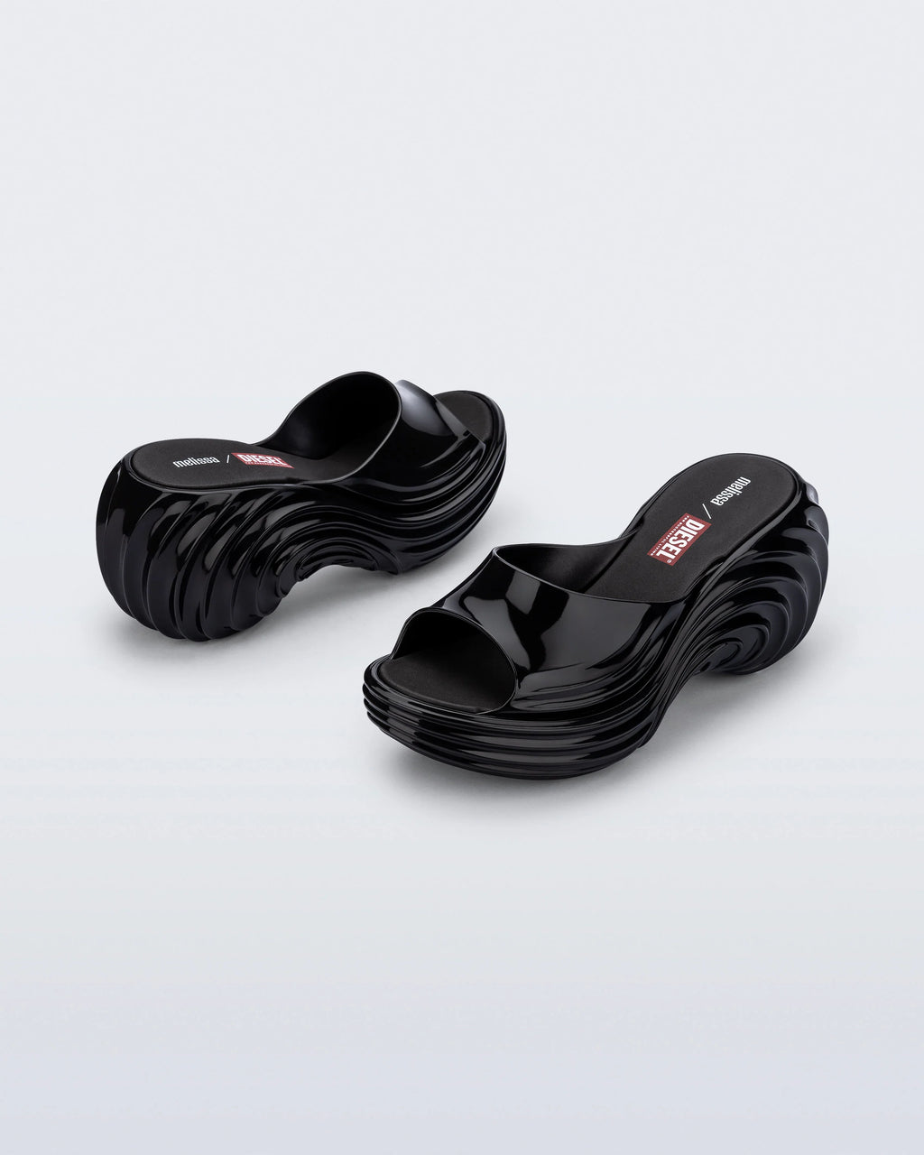 MELISSA QUANTUM PLATFORM + DIESEL | BLACK