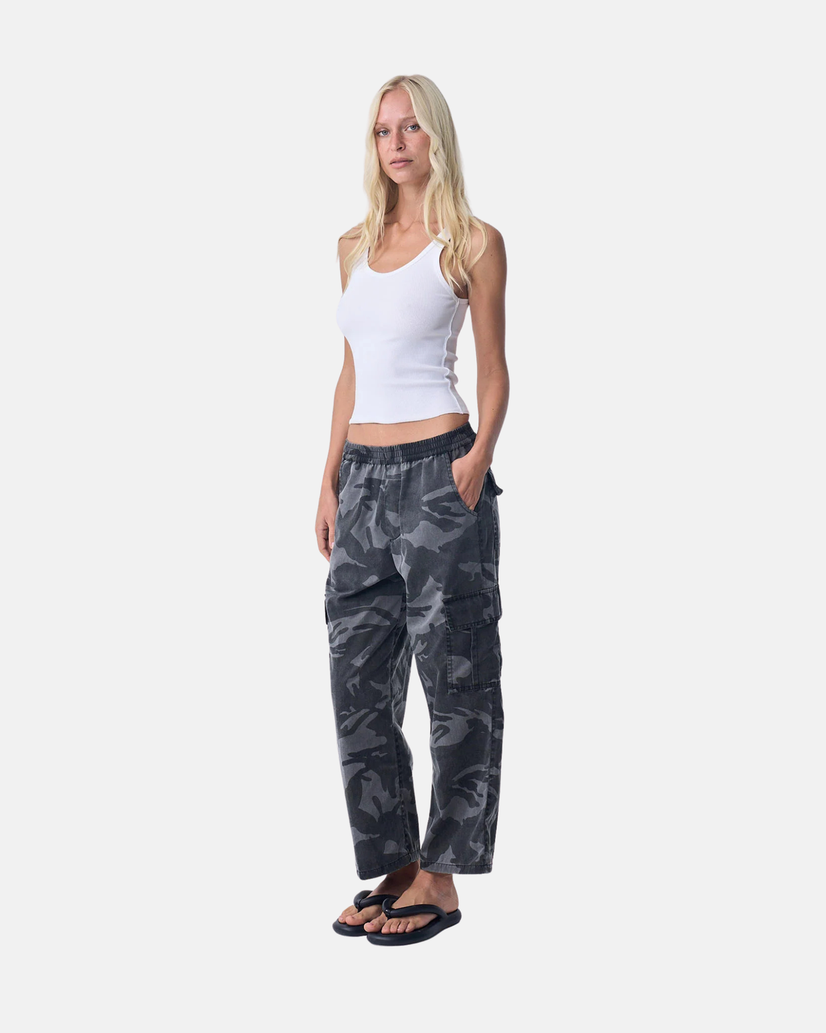Near the Sea Army Cargo Pant Black
