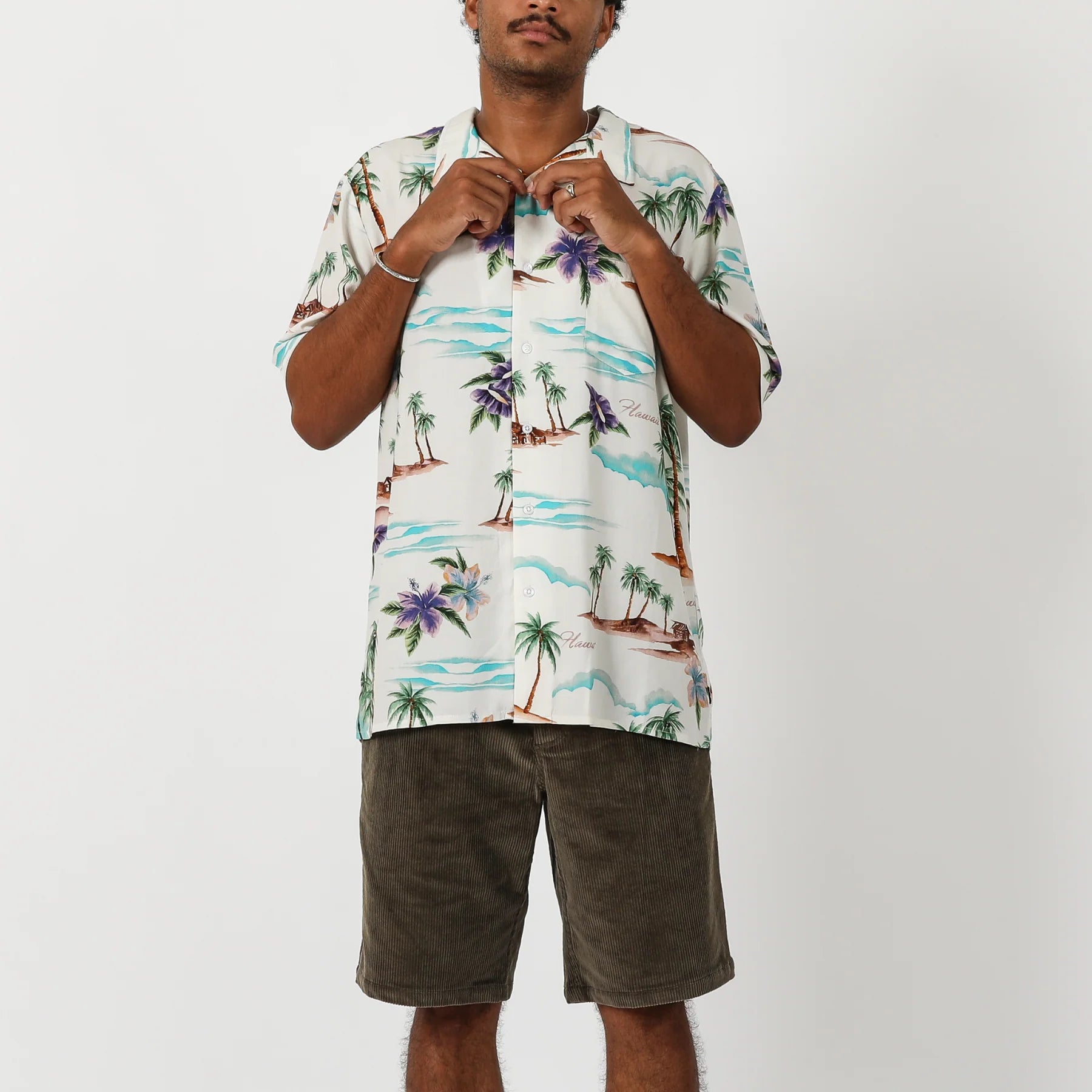ON VACATION S/S SHIRT - BONE