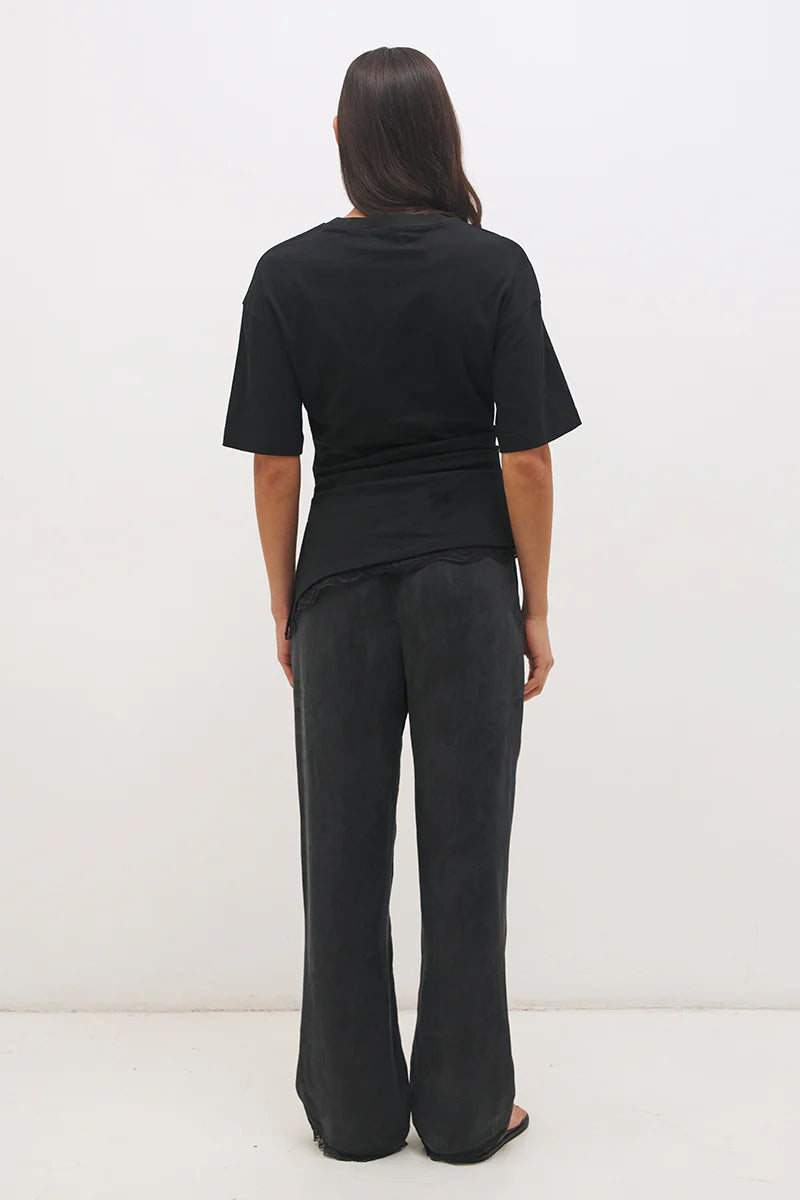 LIORA T-SHIRT | BLACK