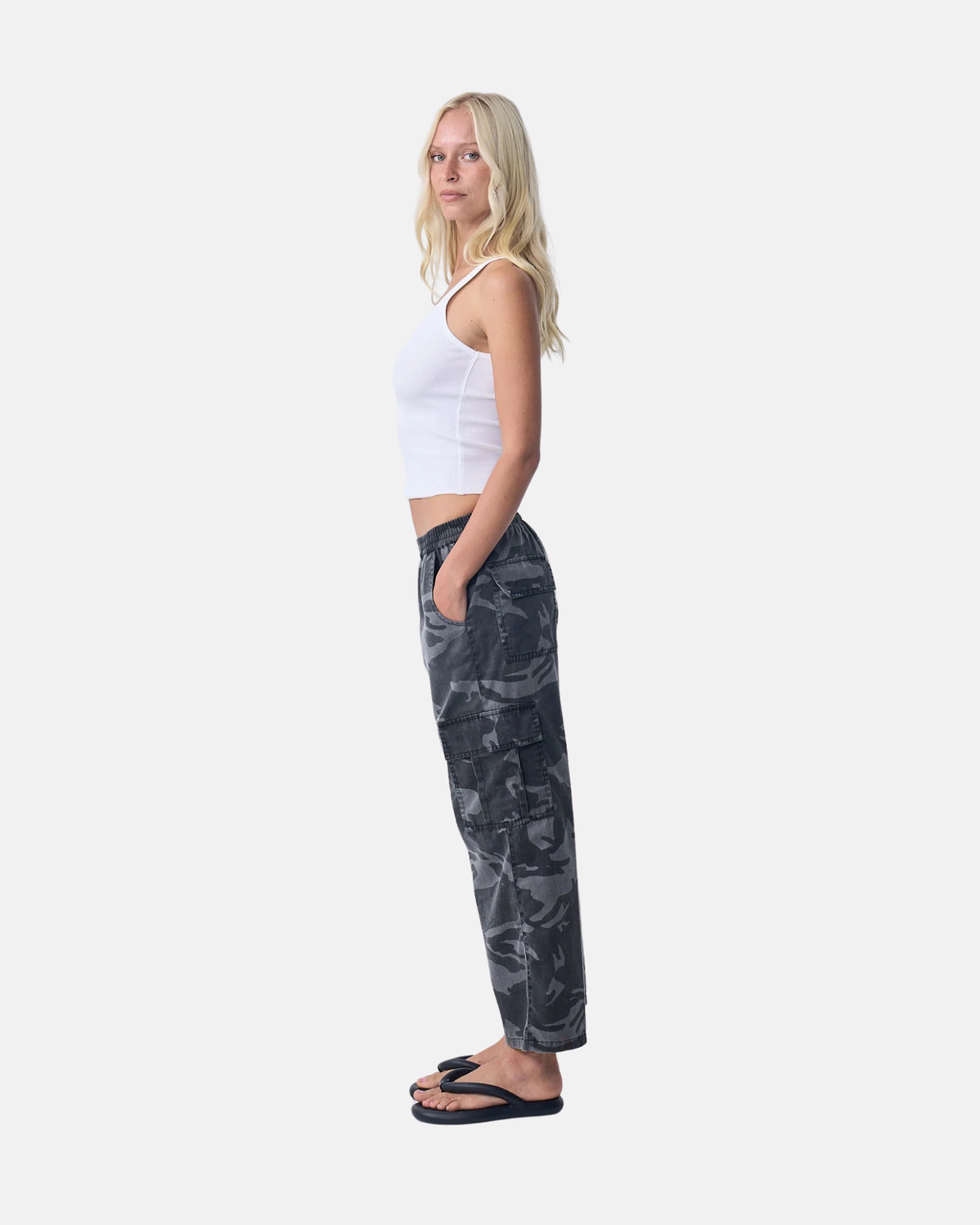 Near the Sea Army Cargo Pant Black