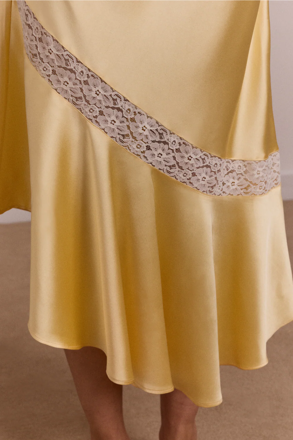 DELPHIA SATIN MIDI SKIRT | BUTTER