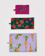 FLAT POUCH | CARROTS AND BERRIES
