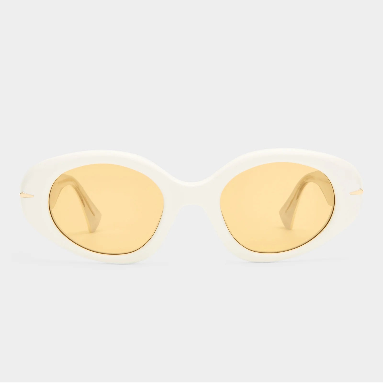 NUMERO DOS | IVORY