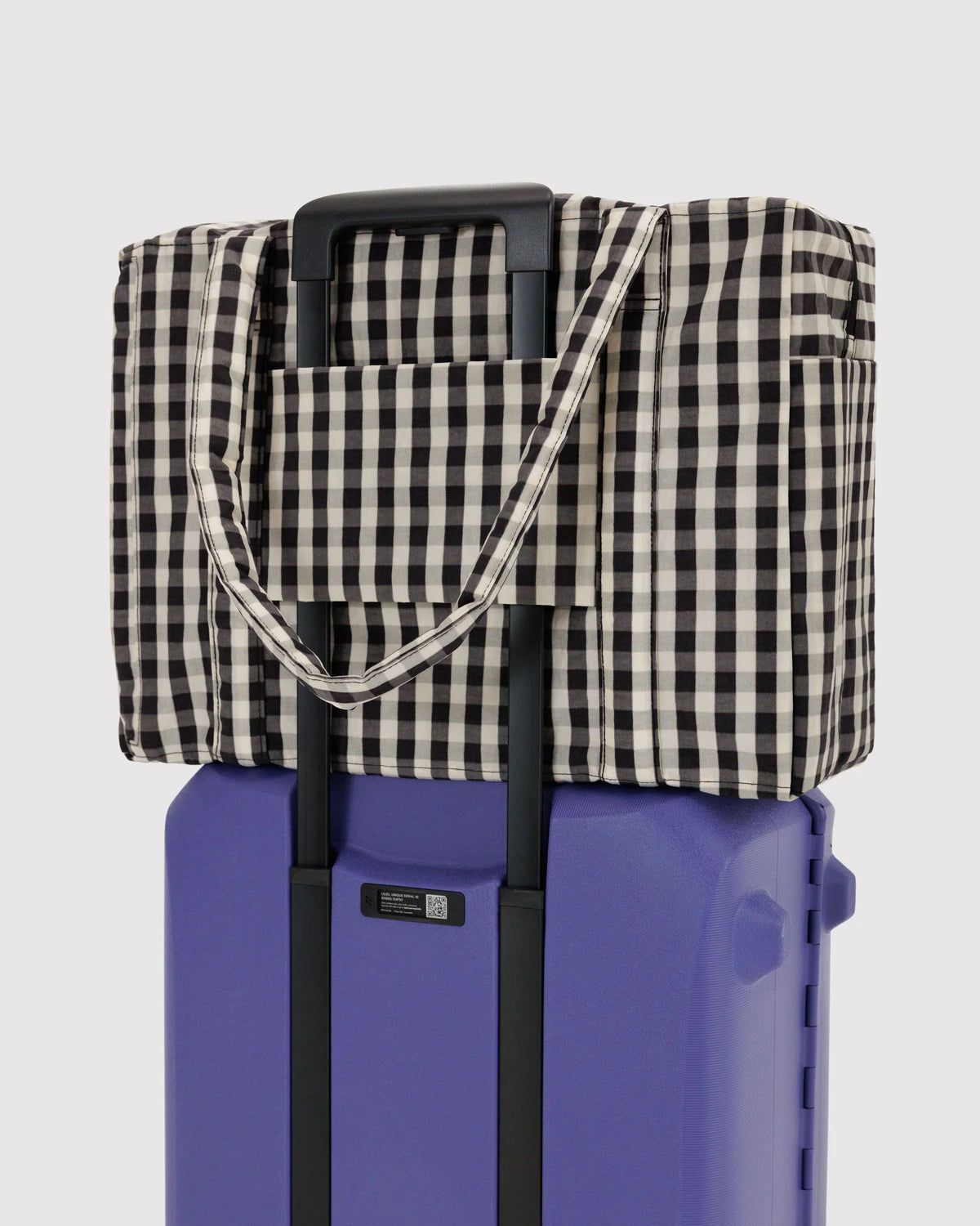 Baggu Cloud Carry On Black and Cream Gingham
