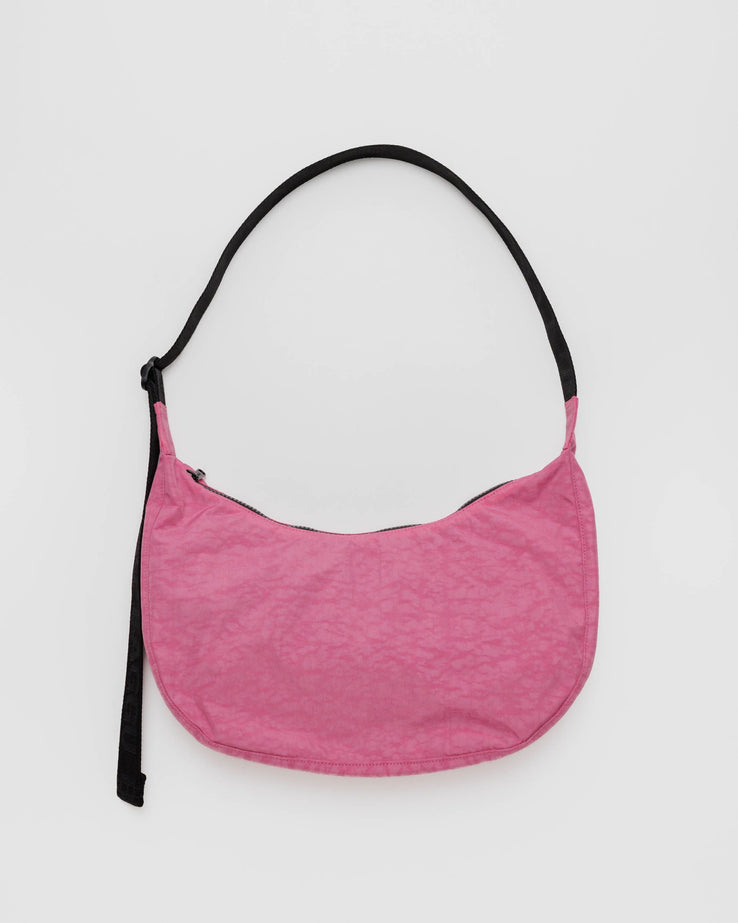 MEDIUM NYLON CRESCENT BAG | AZALEA PINK