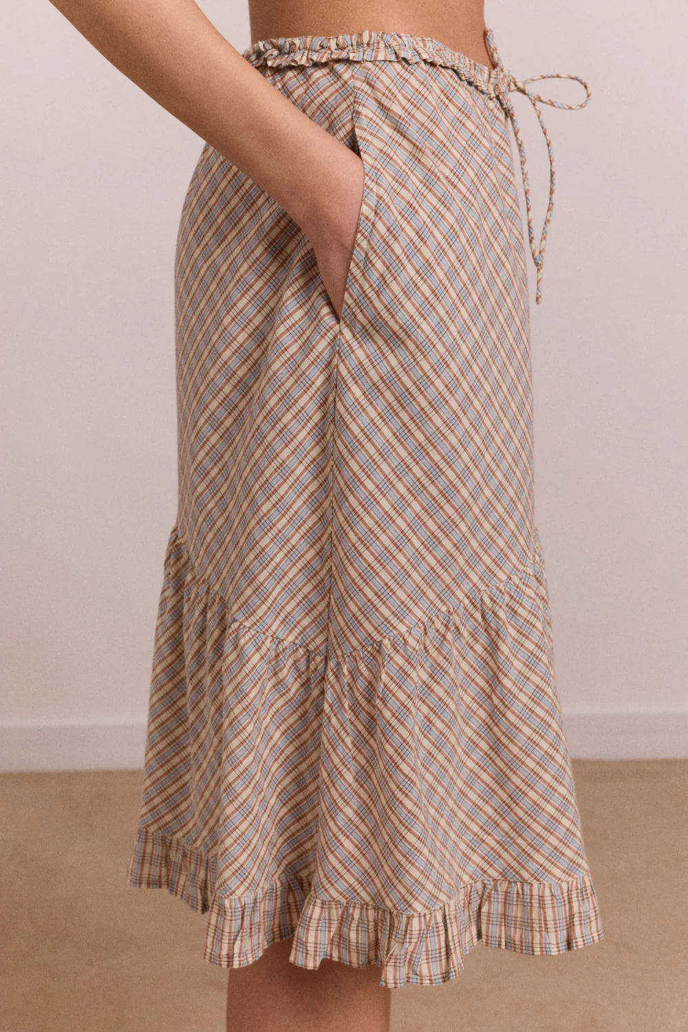 SIGOURNEY RUFFLE SPIRAL SKIRT | GINGER CHECK