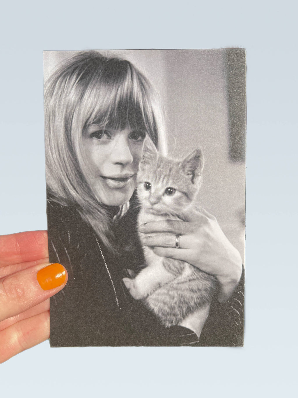 POSTCARD Marianne with Cat