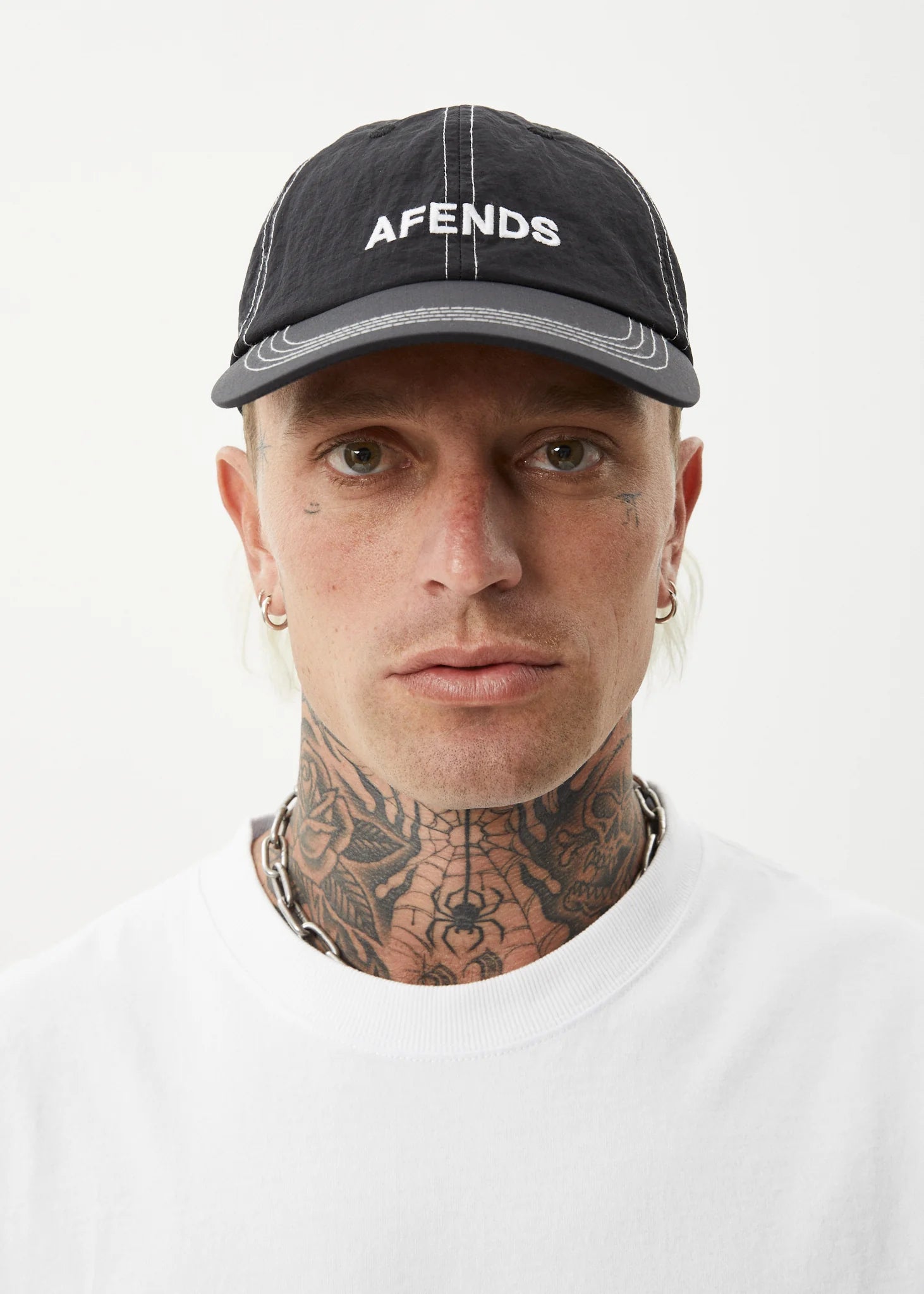 VINYL SIX PANEL CAP | BLACK