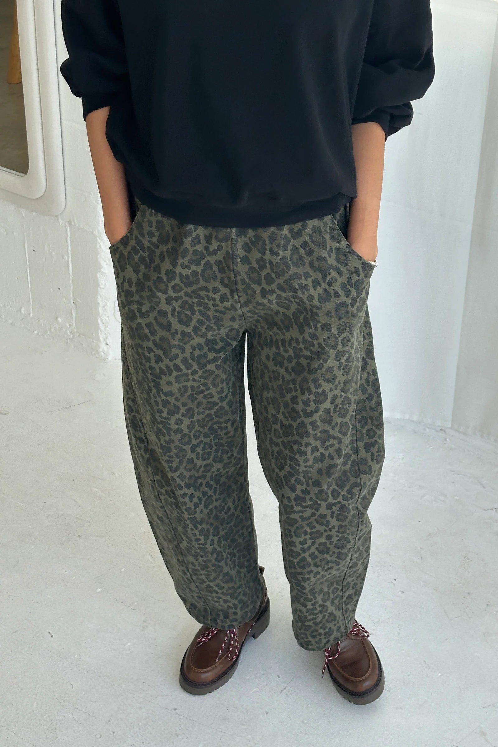 ARC PANTS | FERN LEOPARD