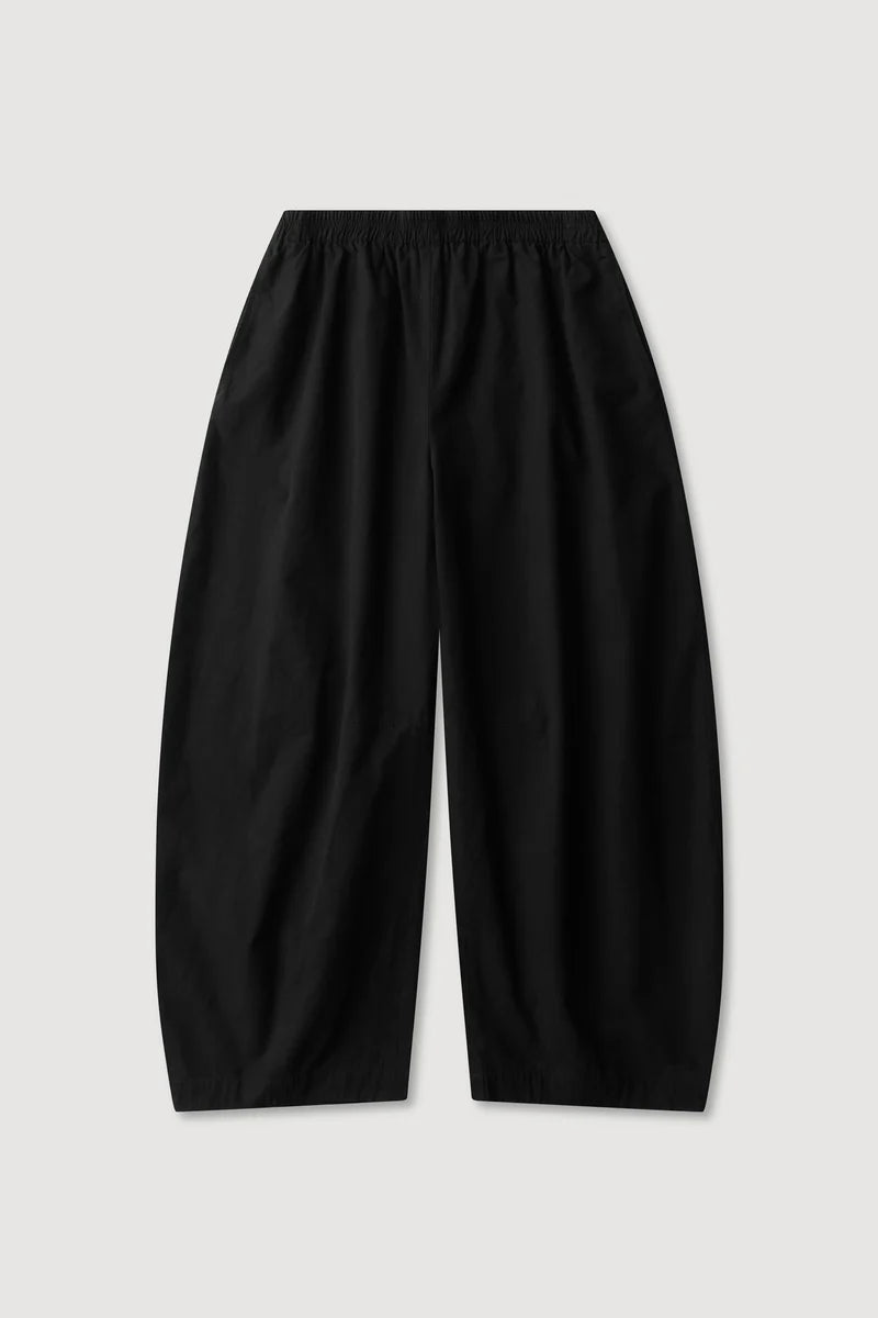 LOLA BARREL PANT | BLACK