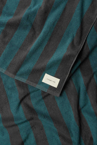 COTTON STRIPE BEACH TOWEL | ATLAS/ WASHED BLACK