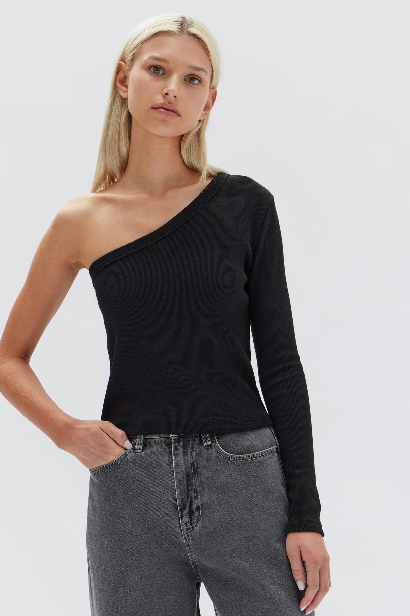 ASYMMETRIC JERSEY TOP | BLACK