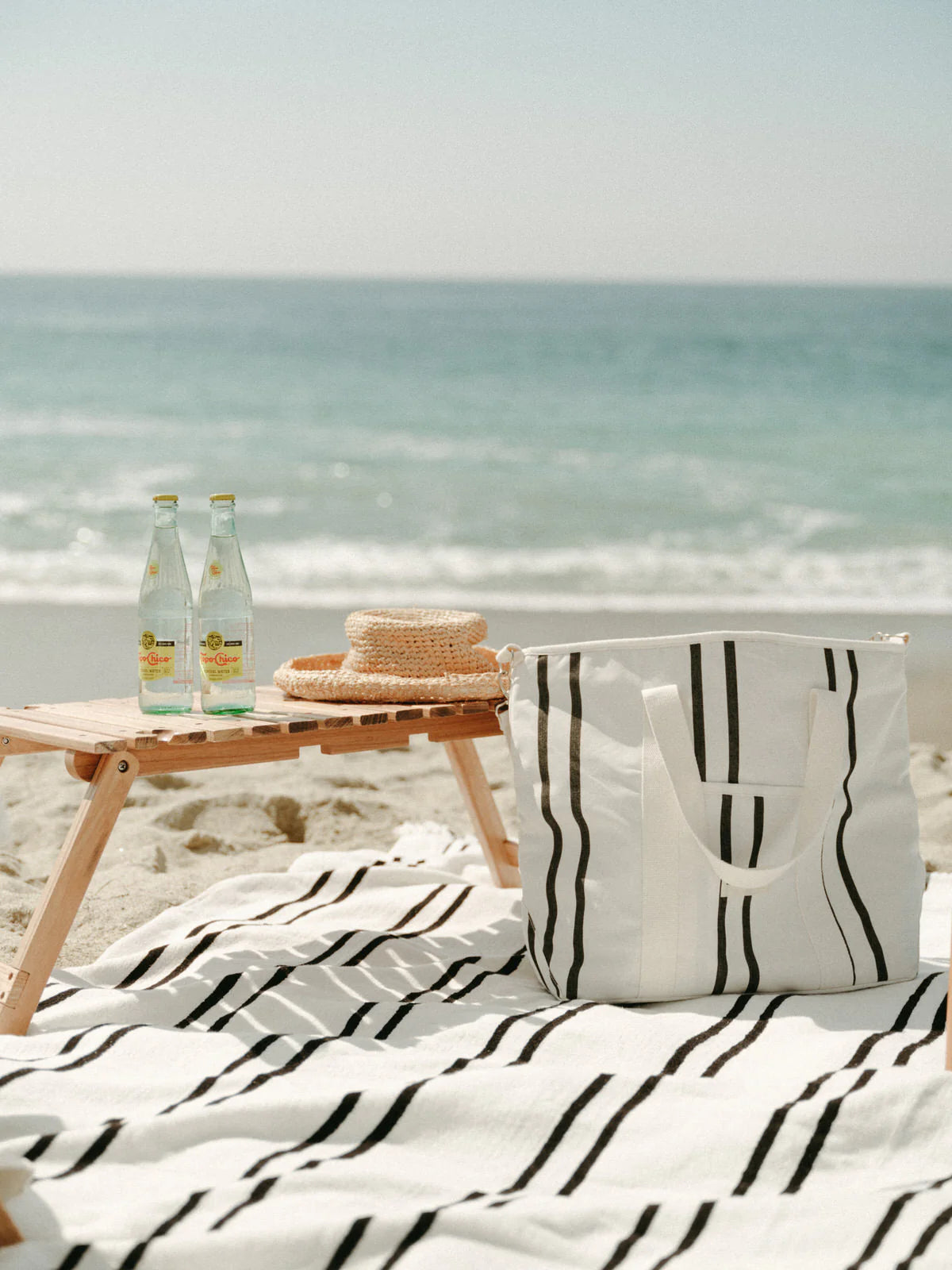 THE BEACH BLANKET | BLACK TWO STRIPE