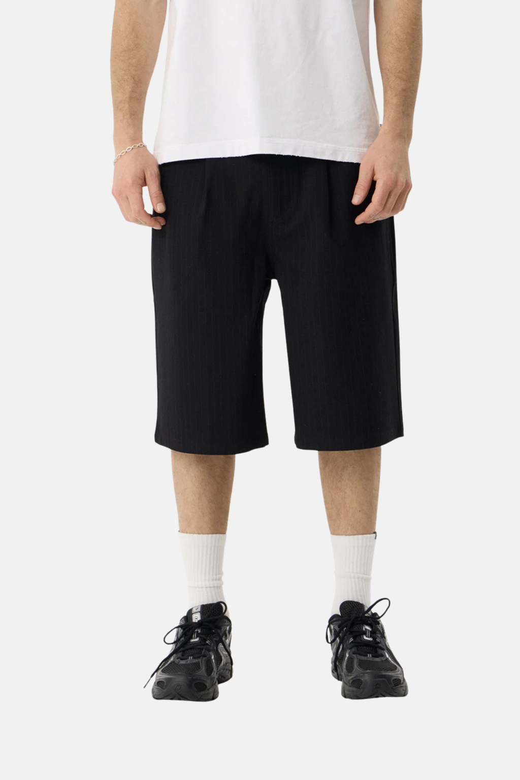 Afends Business Baggy Pleated Short Black