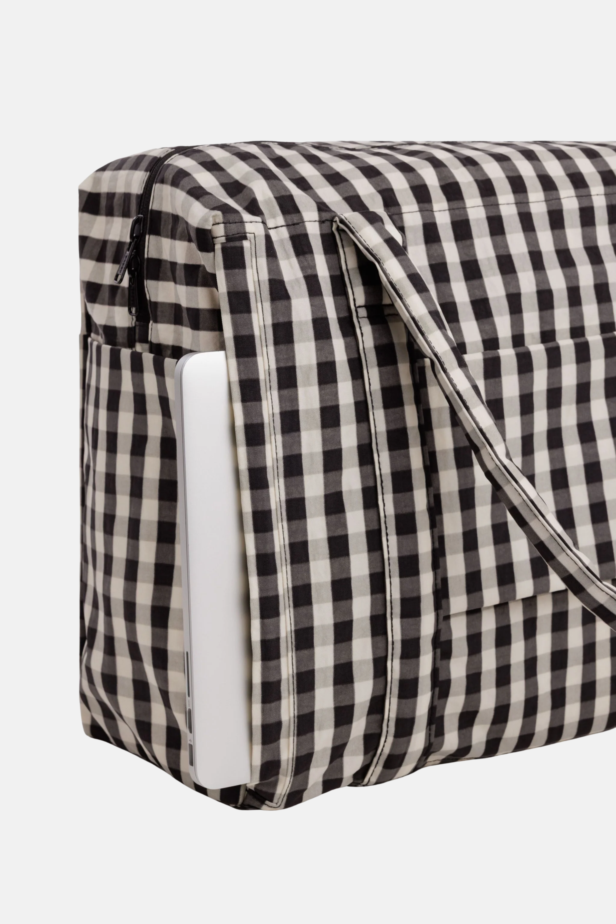 Baggu Cloud Carry On Black and Cream Gingham