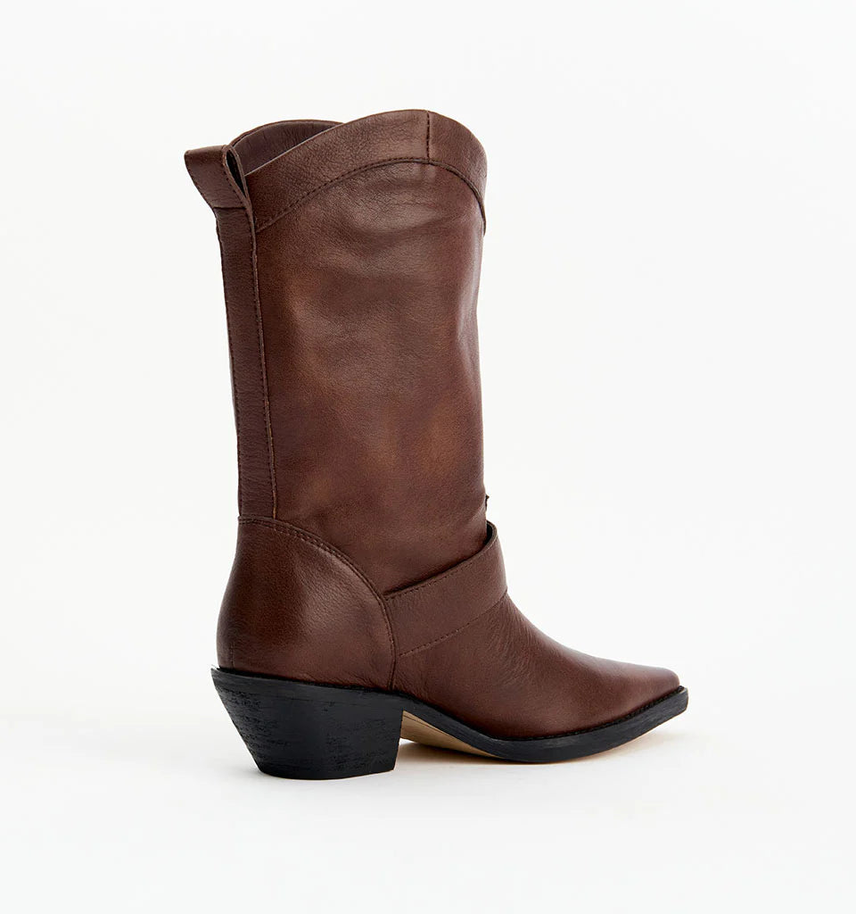 DANILA | CHOC TUMBLE