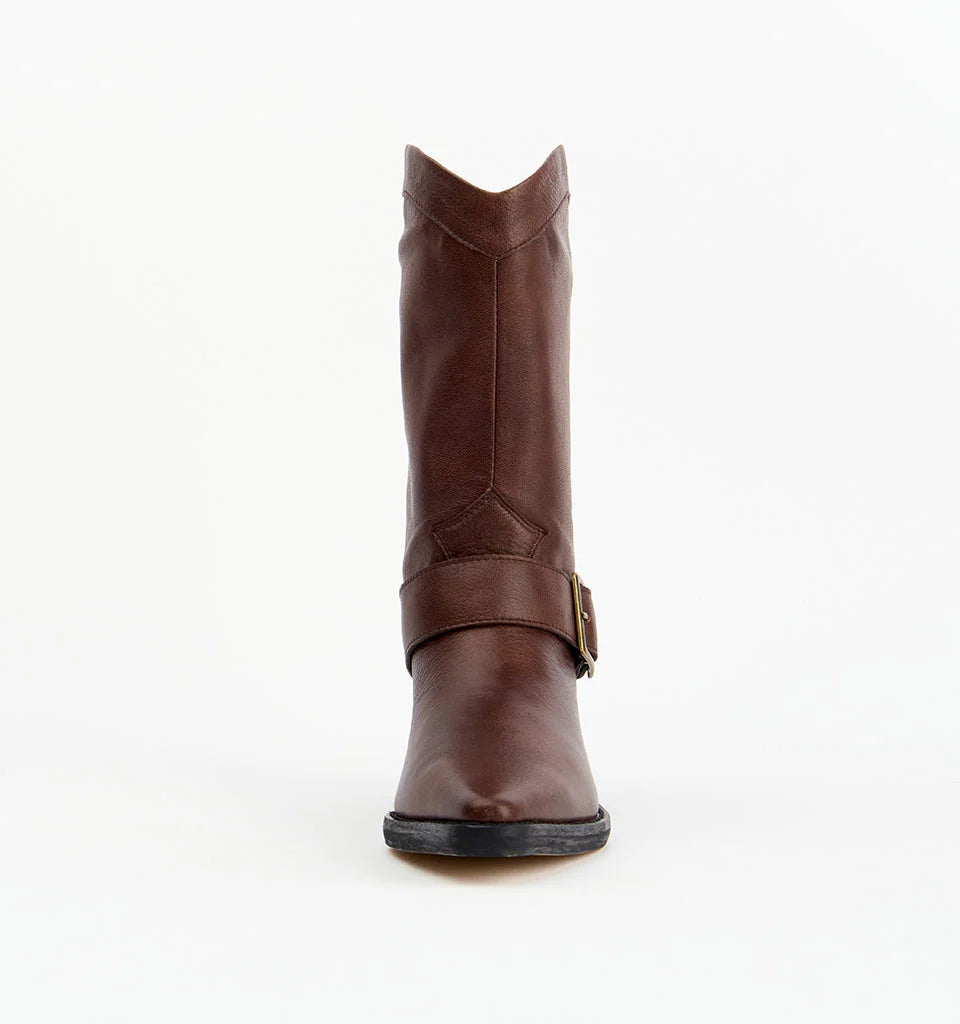 DANILA | CHOC TUMBLE