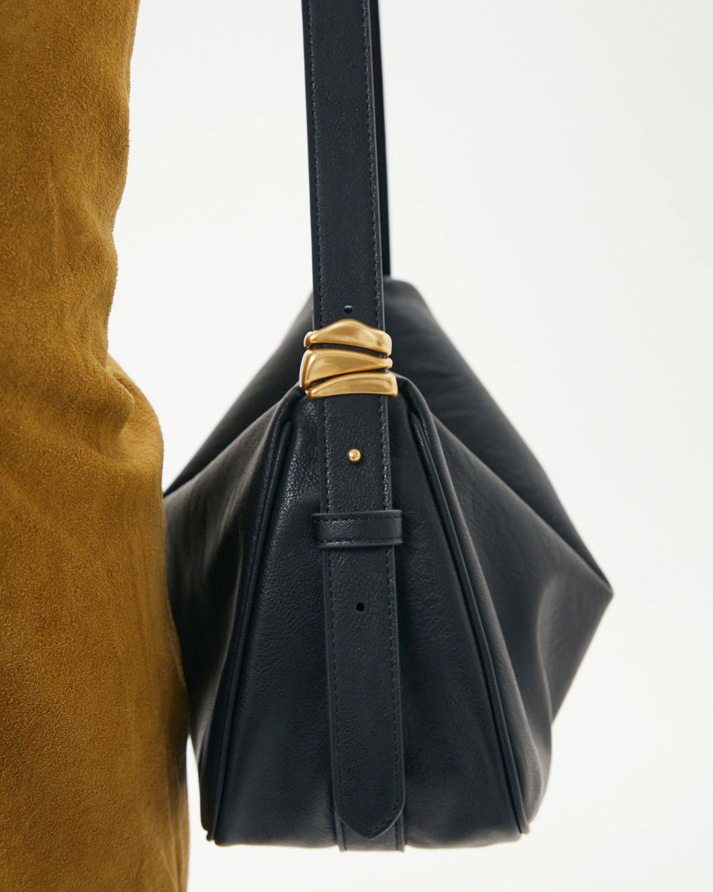 ORGANICA HOBO BAG | BLACK