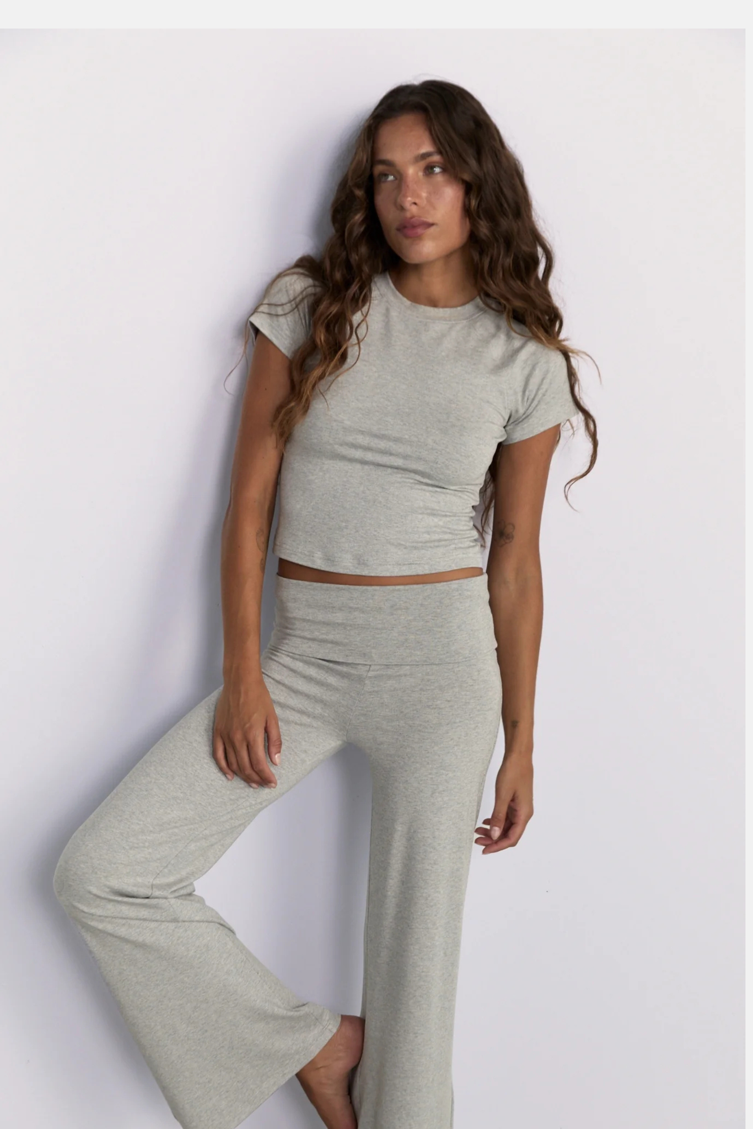 Pinky & Kamal Cropped Baby Tee Grey Marle