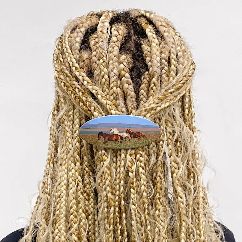 HORSE GIRL BARRETTE