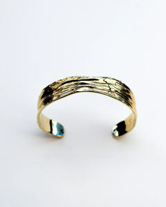 OYSTER SHELL WRIST CUFF | GOLD