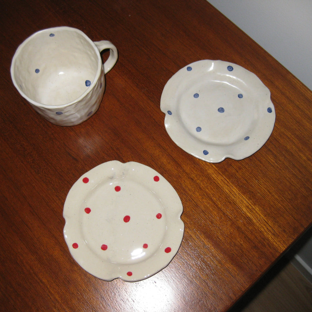 BLUE SPOTTY SAUCER
