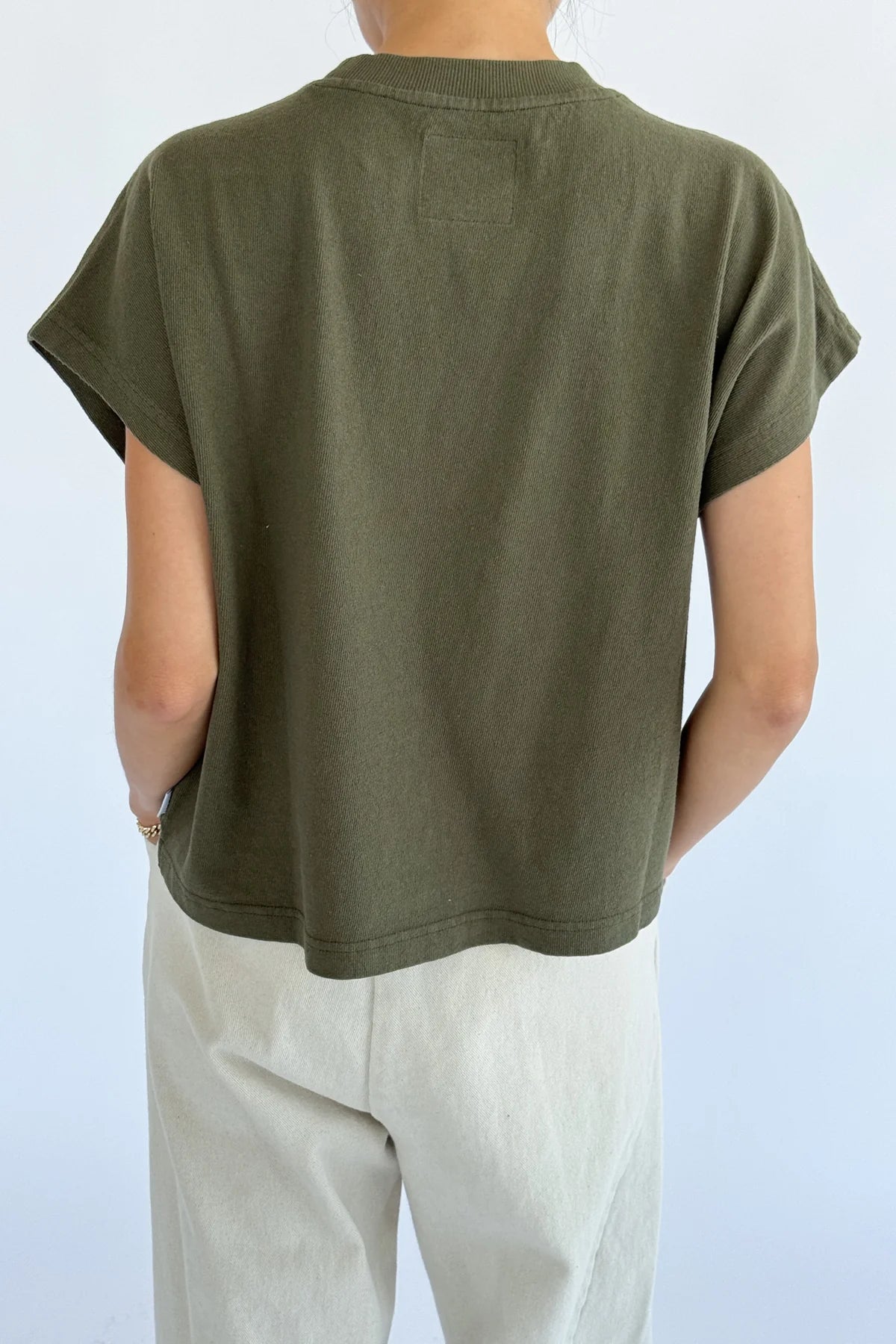 JEANNE TEE | OLIVE
