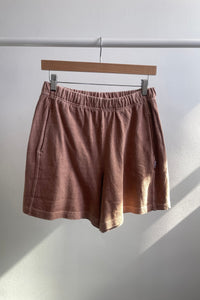 FLARED BASKETBALL SHORTS | MACCHIATO