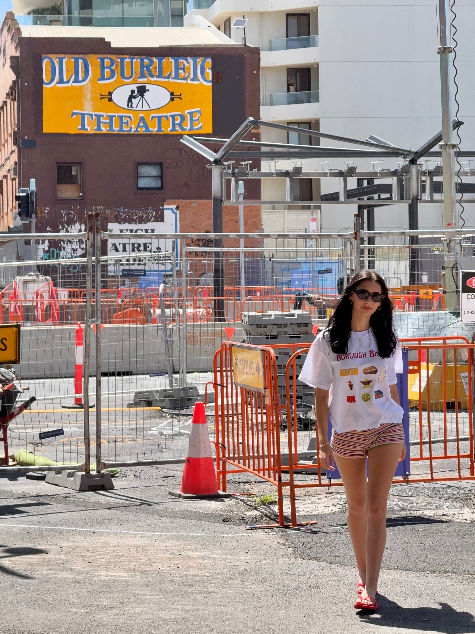 BURLEIGH BINGO TEE | WHITE