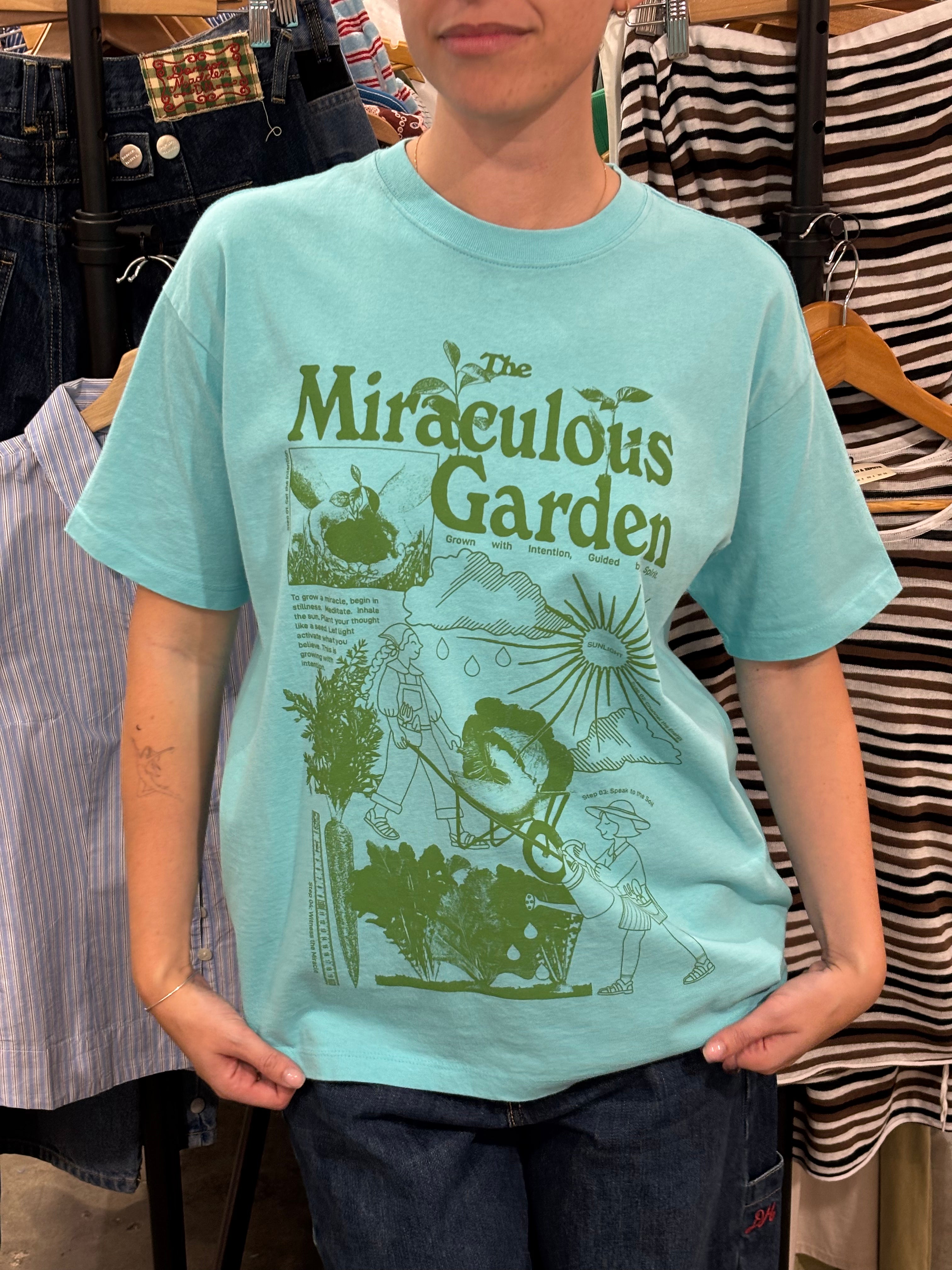 MIRACULOUS GARDEN GRAPHIC TEE | AQUA